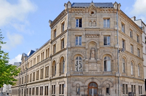 Margiela quittera, en fin d'année, son siège du 163 Saint-Maur, Paris 11.