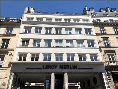 Le 25-29 Place de Madeleine, à Paris