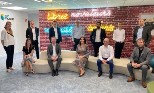 La direction de Monemprunt.com et leurs actionnaires. 