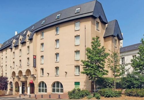 L'ibis Paris Porte de Versailles Mairie d’Issy. 