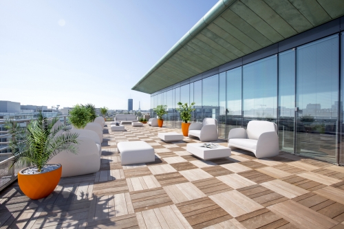 Les terrasses de l'immeuble Crystal Park, à Neuilly-sur-Seine. © Valode & Pistre