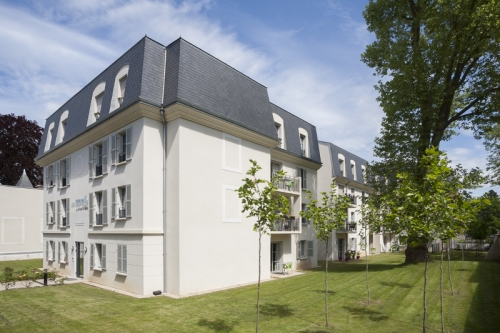 La résidence de L'Isle-Adam, la première acquise par l'OPCI en 2012, opérée par Les Essentielles