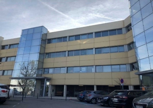 L’immeuble Optimum est situé au 165 avenue du Marin Blanc à Aubagne ©Notapierre