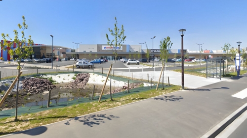 Le retail park Parc de Caux à Yvetot. 