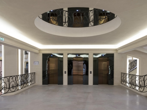 Les ascenseurs du 79 Champs-Élysées