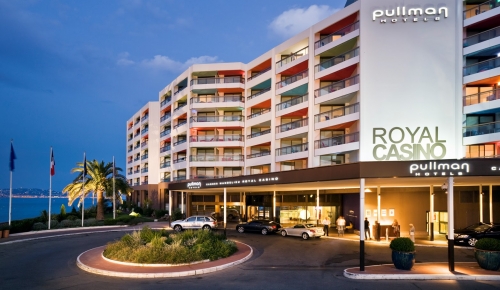 Le 4* Pullman Cannes Mandelieu Royal Casino.  Le 4* Pullman Cannes Mandelieu Royal Casino.