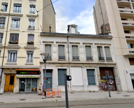 Le 153 Berthelot à Lyon, qui doit être rénové. © Google Maps