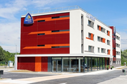 Akena Hotels fusionne avec son nouveau partenaire Fasthotels.