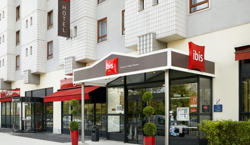 L'hôtel Ibis Marne-la-Vallée Champs-sur-Marne. 