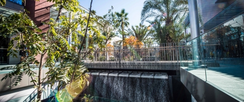 Polygone Riviera à Cagnes-sur-Mer, l'un des centres d'URW en France. © URW Polygone Riviera à Cagnes-sur-Mer, l'un des centres d'URW en France. © URW