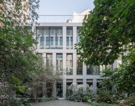 La cour intérieure du 5-9 Jacques Bingen. © Nicolas Trouillard