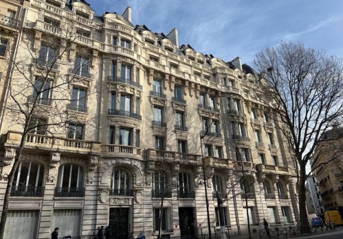 Le 280-282 Saint Germain, dans le 7e arrondissement de Paris. 