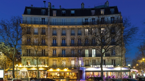 Le centre d'affaires Paris-Trocadéro, de nuit. © Union Investment