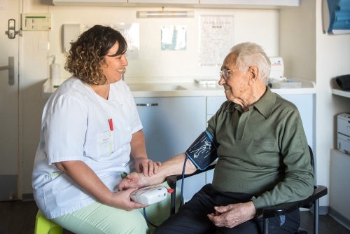 Korian gère plus de 800 établissements de santé © Korian