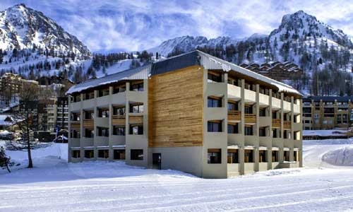 Résidence New Chastillon Isola 2000