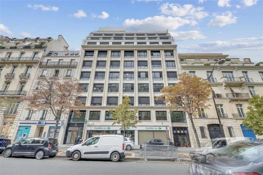 Le 24 Hoche, Paris 8