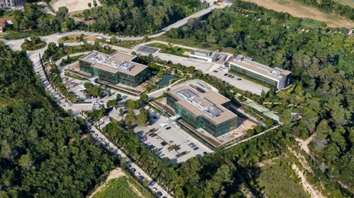 Un complexe de bureaux situé à Sant Cugat del Vallès, près de Barcelone.