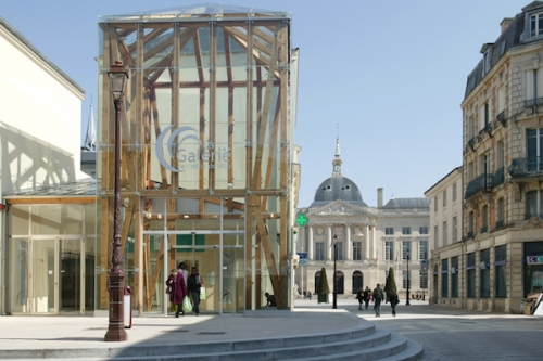 La galerie de l'Hôtel de Ville reprise à Châlons-en-Champagne par la SGM.