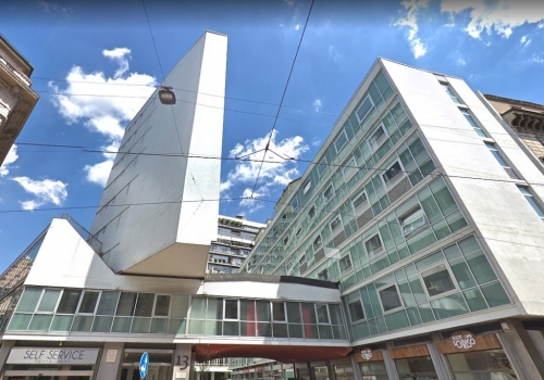 L'immeuble Corso Italia 13, à Milan