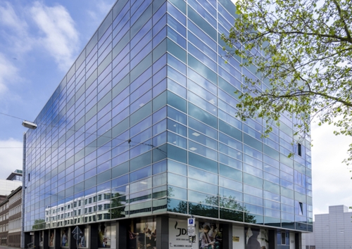 Le Langemarckstraße 4-20 à Brême, en Allemagne, occupé par Jacobs Douwe Egberts. © Axel Schmies