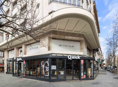 Le restaurant Quick, dans le 17e arrondissement de Paris. 