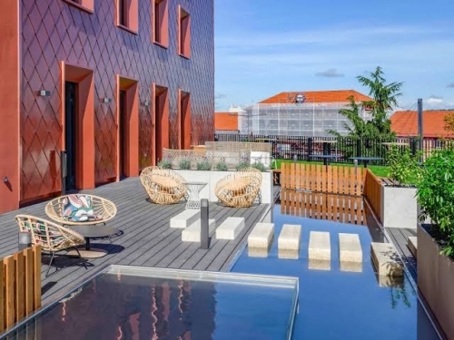 Le Novotel Saint-Étienne Centre Gare Châteaucreux. 