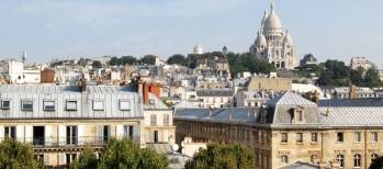 La vue sur la butte Montmartre depuis le 37 Trudaine, Paris 9