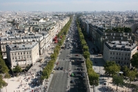 L'avenue des Champs-Elysées, à Paris. 