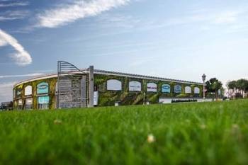 Retail park à Plaisir dans les Yvelines