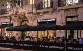 Le 70 rue de la République à Marseille, occupé par The Babel Community. 