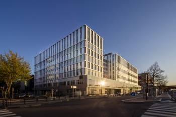 Transaction LE CARRE (3 AVENUE DES PRÉS, 78180 MONTIGNY-LE-BRETONNEUX) lundi 18 septembre 2017