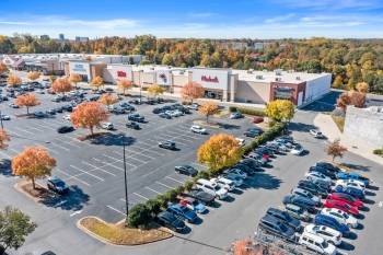 Transaction 8813 JW CLAY BOULEVARD (CHARLOTTE, ETATS-UNIS) mercredi 22 juillet 2026 Transaction 8813 JW CLAY BOULEVARD (CHARLOTTE, ETATS-UNIS) mercredi 22 juillet 2026