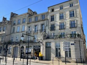 Transaction 56 CHARTRONS (33000 BORDEAUX) mardi 28 octobre 2025 Transaction 56 CHARTRONS (33000 BORDEAUX) mardi 28 octobre 2025