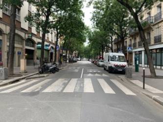 Transaction PORTEFEUILLE DE 3 COMMERCES PARISIENS (RUE BROCHANT 75017, RUE DE GRENELLE ET AVENUE DE LA MOTTE-PIQUET 75007) vendredi 13 octobre 2023