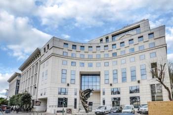 Le Majolique à Sèvres, acquis par Affine en février 2018.