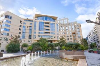 HOTEL EVERGREEN LAUREL (81 PLACE GEORGES POMPIDOU, 92300 LEVALLOIS-PERRET)