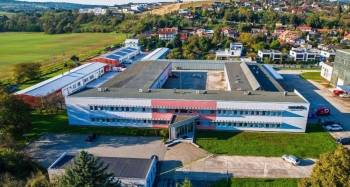 Transaction COMPLEXE INDUSTRIEL DE 6 020 M² (NÁBŘEŽÍ 695, 760 01ZLÍN, RÉPUBLIQUE TCHÈQUE) jeudi 12 mars 2026