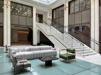 Le hall du 106 Haussmann, Paris 8. 