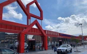 Bauhaus fait partie des enseignes du Las Mercedes Retail Park