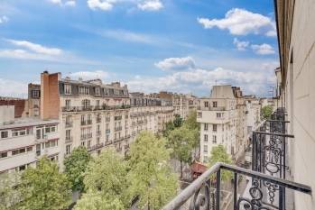 Le 61 rue des Cloys, dans le 18e arrondissement de Paris. 