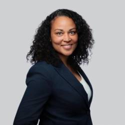 Myriam Moullé, Nhood