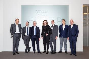 Les sept nouveaux associés du bureau parisien de Bryan Cave.