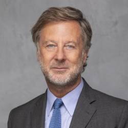 Sébastien Bazin, Accor