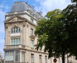 Le siège de Margiela, 12 place des États-Unis à Paris 16. © YMA