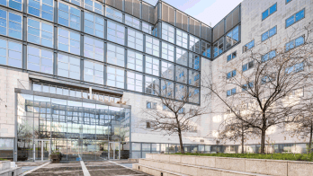 L'immeuble de bureau Viale Dell'Innovazione 3, situé à Milan. 