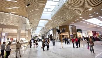 Le centre commercial Aéroville, qui jouxte les terminaux de Paris-Charles De Gaulle. © URW