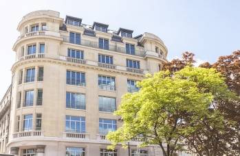 Le 60-62 Louvre dans le 2e arrondissement de Paris.