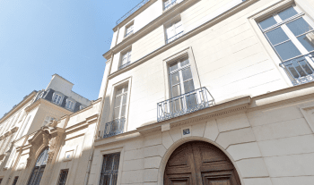 Transaction 76 DE L'UNIVERSITÉ (75007 PARIS) vendredi 22 décembre 2023