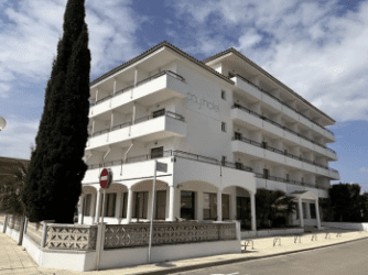 Transaction BAY HOTEL (CARRER DE LA PUNTA PRIMA 1, 17480 ROSES, ESPAGNE) mercredi 11 juin 2025 Transaction BAY HOTEL (CARRER DE LA PUNTA PRIMA 1, 17480 ROSES, ESPAGNE) mercredi 11 juin 2025