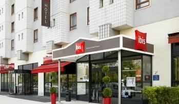 L'hôtel Ibis Marne-la-Vallée Champs-sur-Marne. 